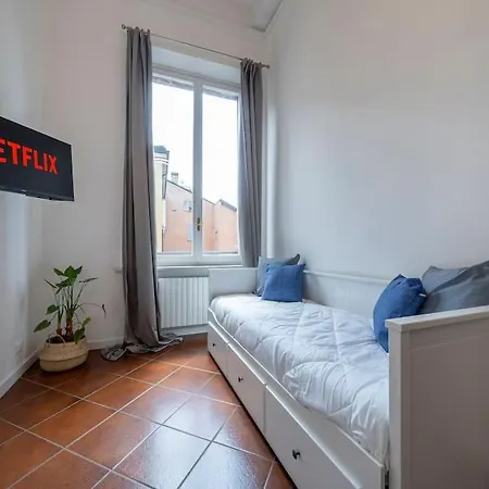 Via Emilia Centro - Stupendo A Apartman